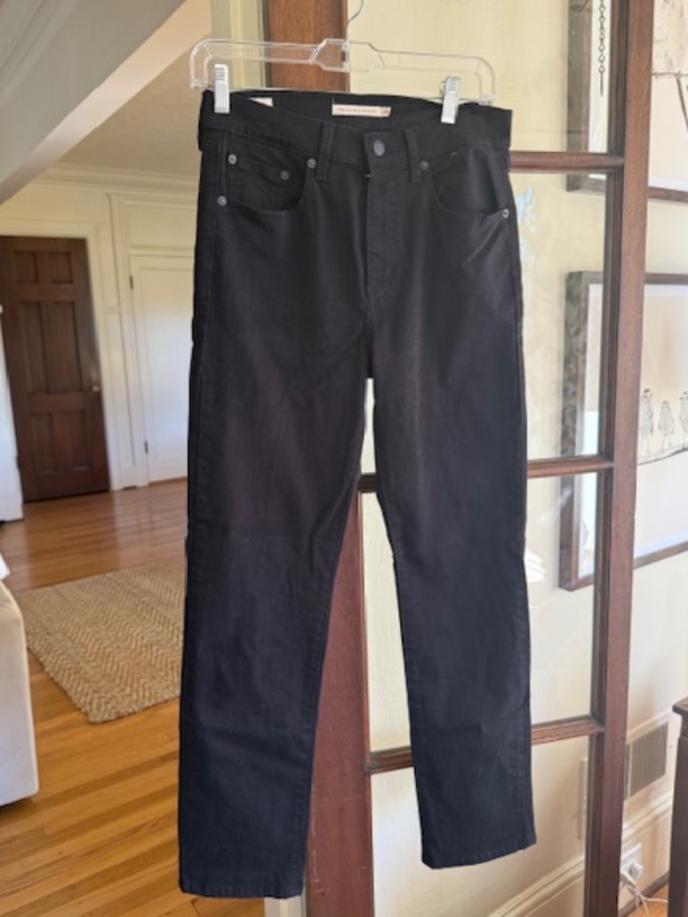 724 Black High Rise Levi Jeans like new